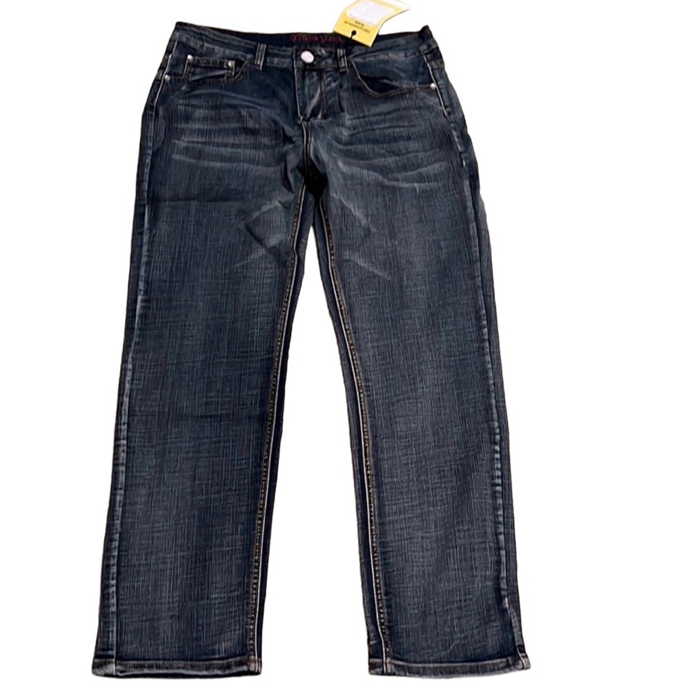 Men’s Fashion Straight Leg Denim Jeans, Size 32, Medium Wash, NWT NEW WITH TAGS